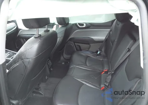 2022 Jeep Compass Latitude Lux 4X4 from USA, damaged, VIN 3C4NJDFB0NT180836